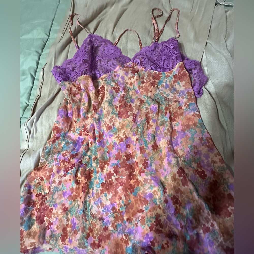 Victoria’s Secret Floral Lace Lingerie Matching Set – Size M